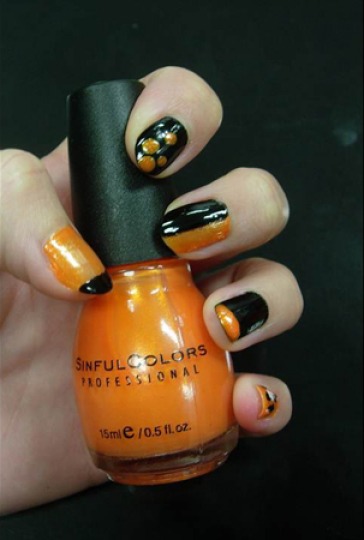 Manicure di Halloween