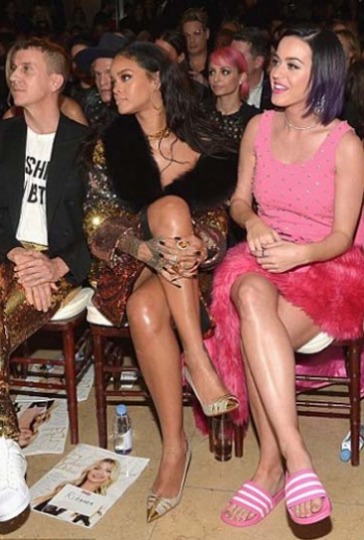 Miley Cyrus, Katy Perry, Rihanna, Kanye West e Jeremy Scott